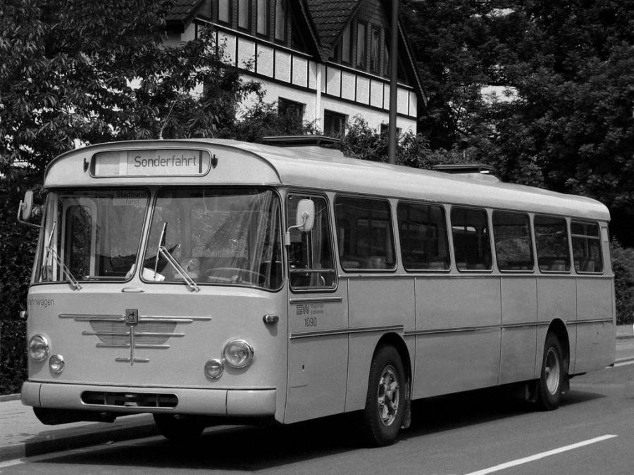  Bussing Senator-Prafekt 1965 года  (фото 2 из 2)